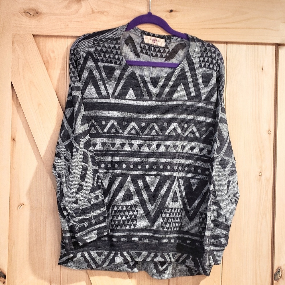Blushed Geometric Loose-Knit Pullover